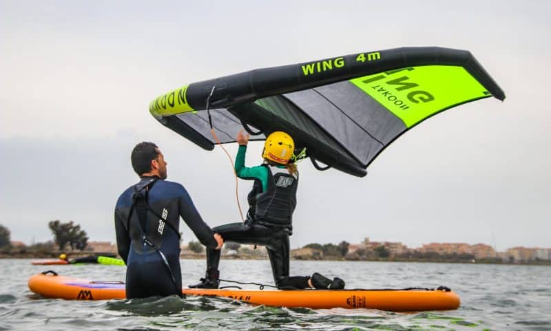 Apprentissage du Wing Surf avec le Tiki Center