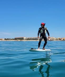 Voler debout en e-foil